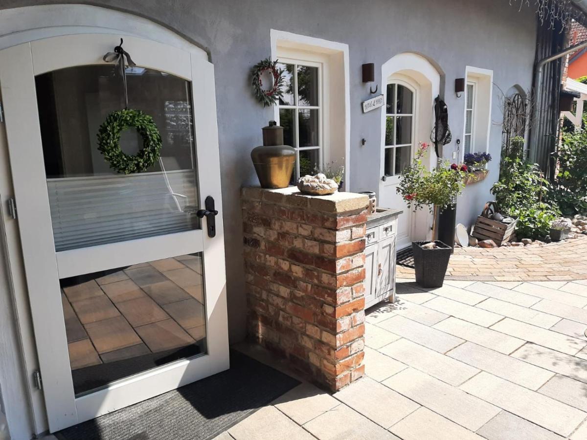 Altes Gewoelbe Mit Sauna Und Whirlpool Im Aussenbereich Elsterheide Luaran gambar